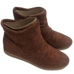 NWT Soul Naturalizer Indie Bootie Size 9.5M